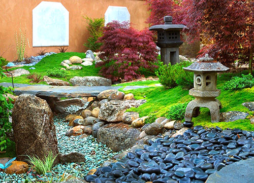 японский сад и сухой ручей